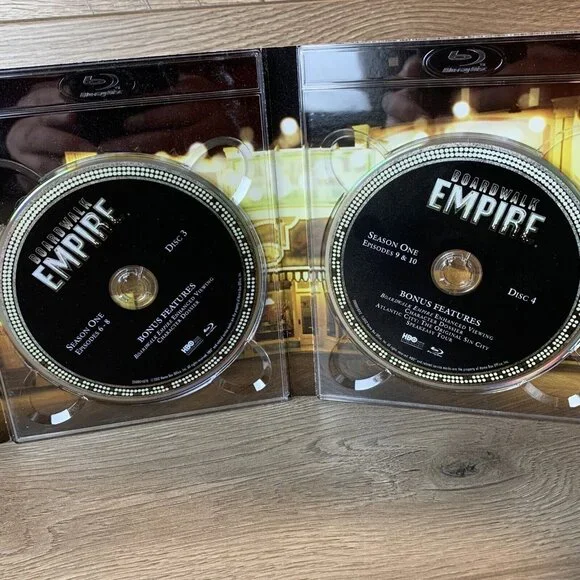 Boardwalk Empire: The Complete First Season (DVD, 2012, 5-Disc Set) - Picture 3 of 5